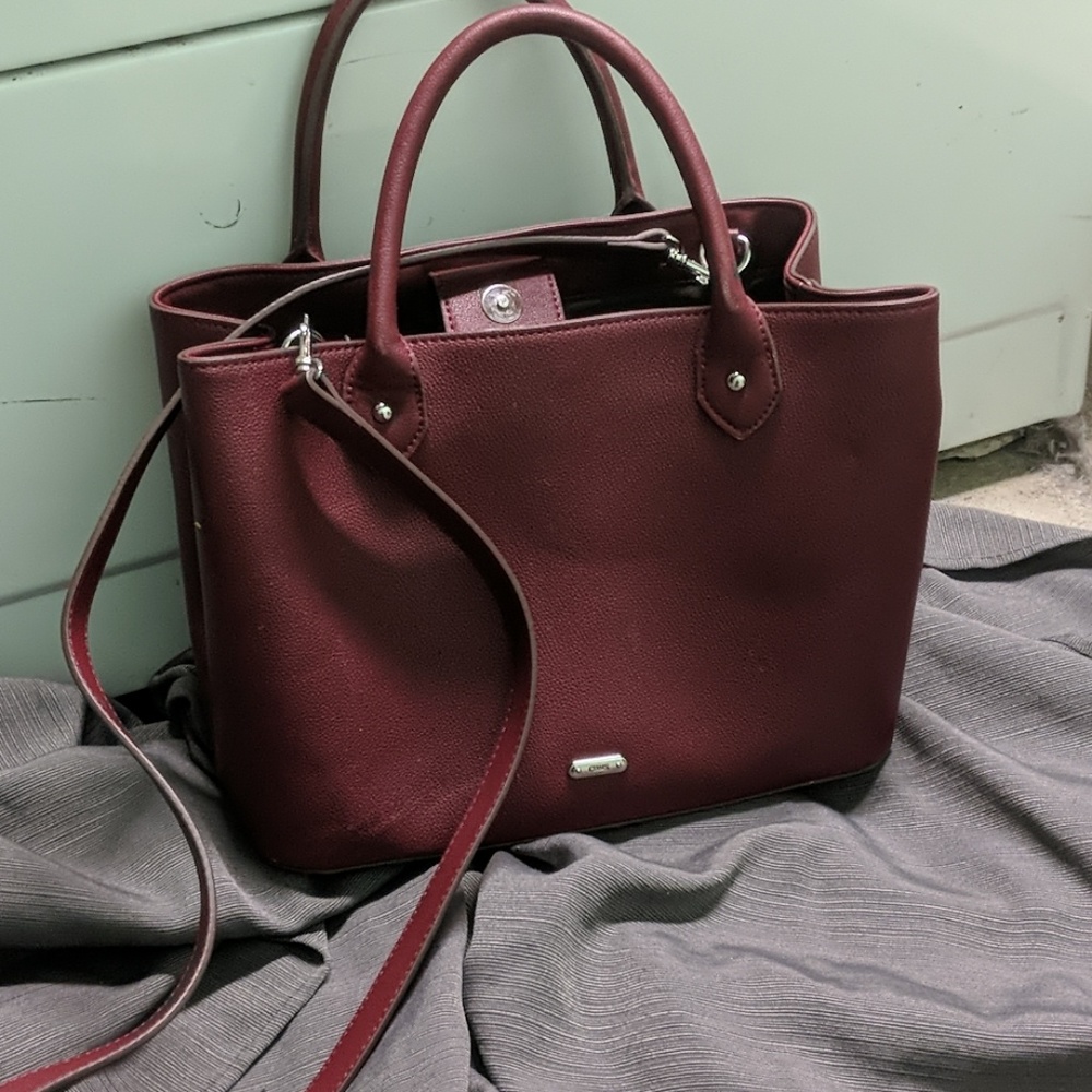 Hand bag